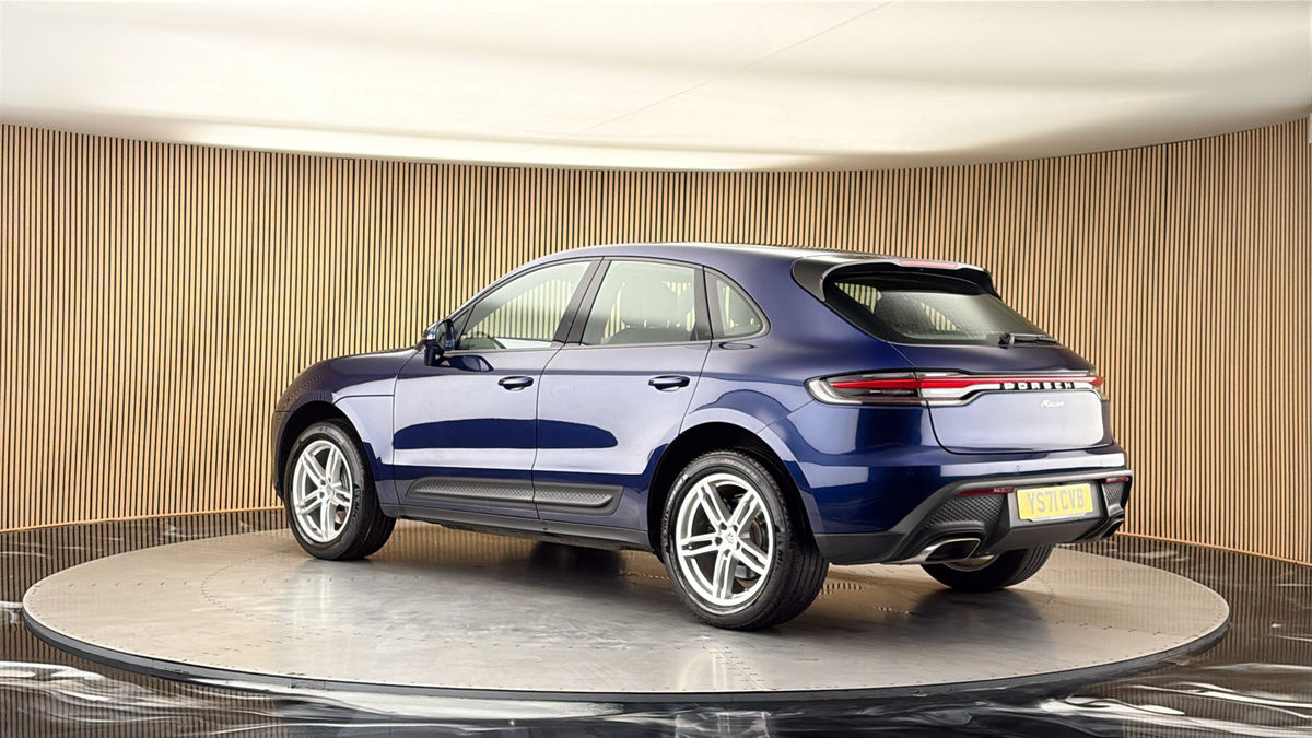 More views of Porsche Macan