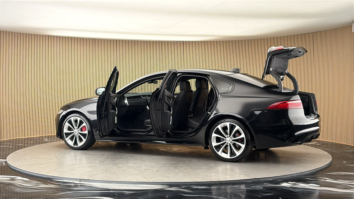 More views of Jaguar XF