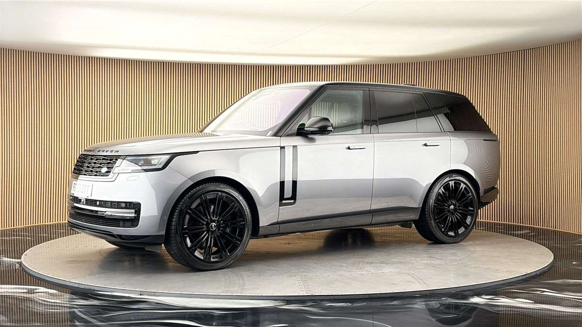 More views of Land Rover Range Rover