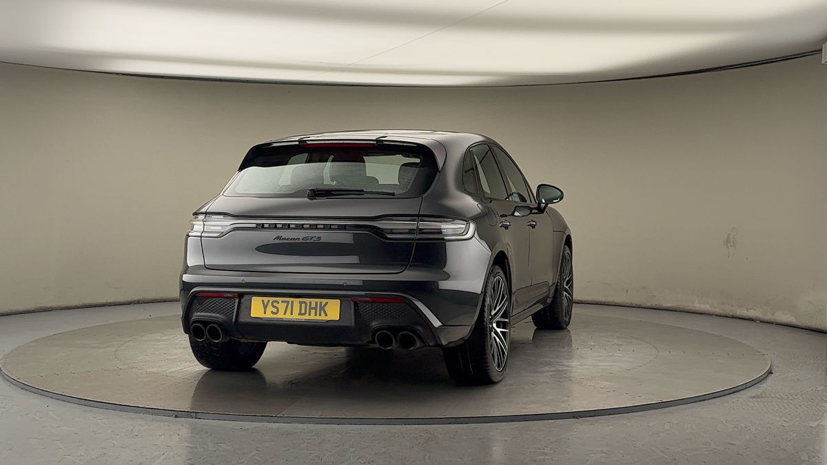 More views of Porsche Macan