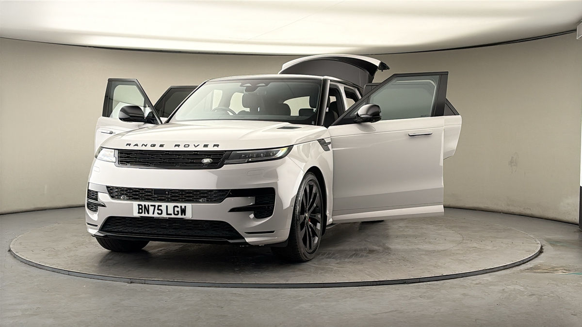 More views of Land Rover Range Rover Sport