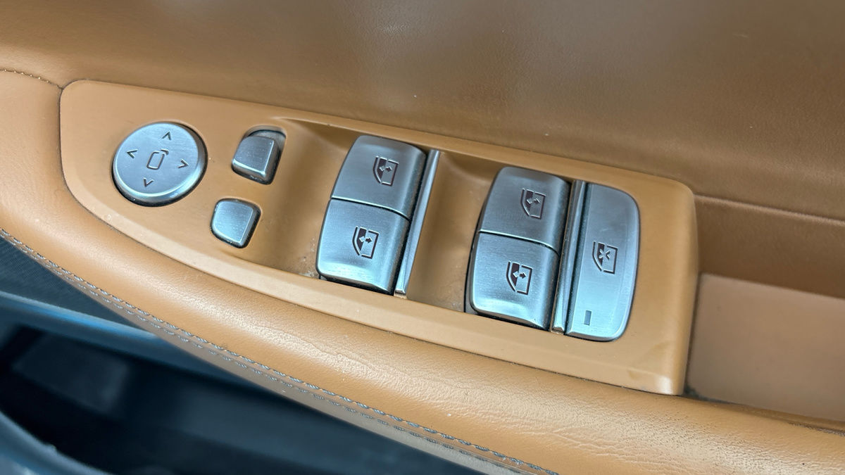 BMW 7 Series Image 27