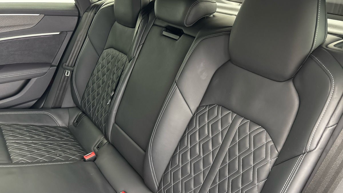Audi S7 Image 8