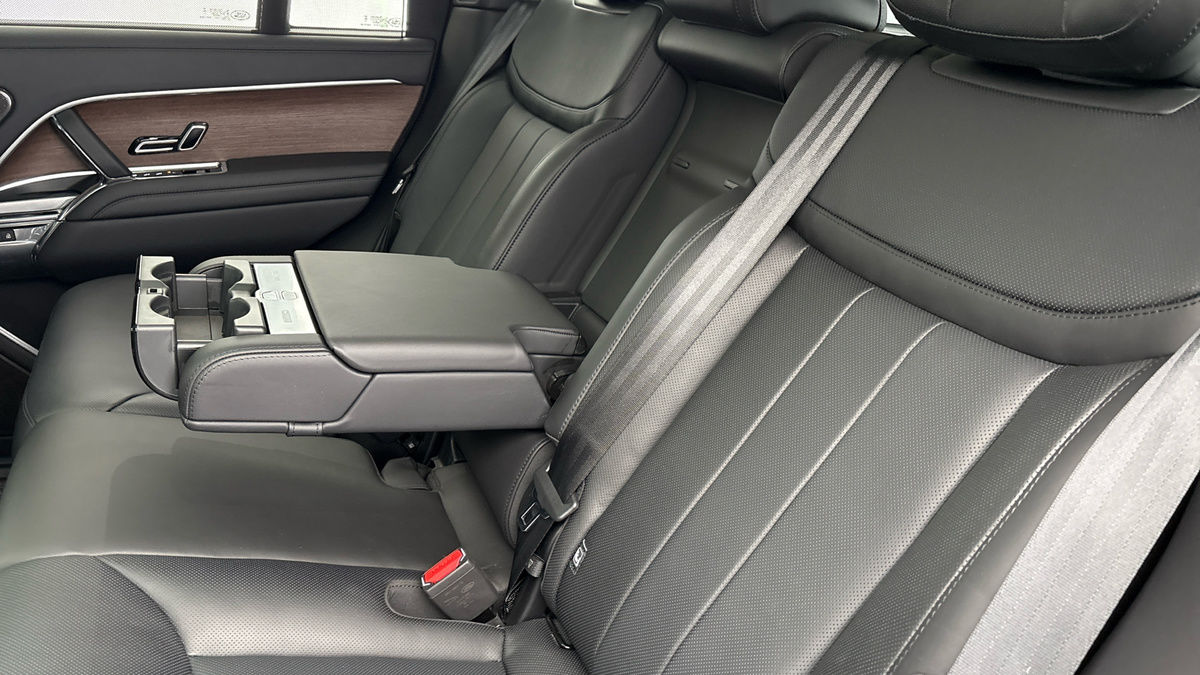 Land Rover Range Rover Image 9