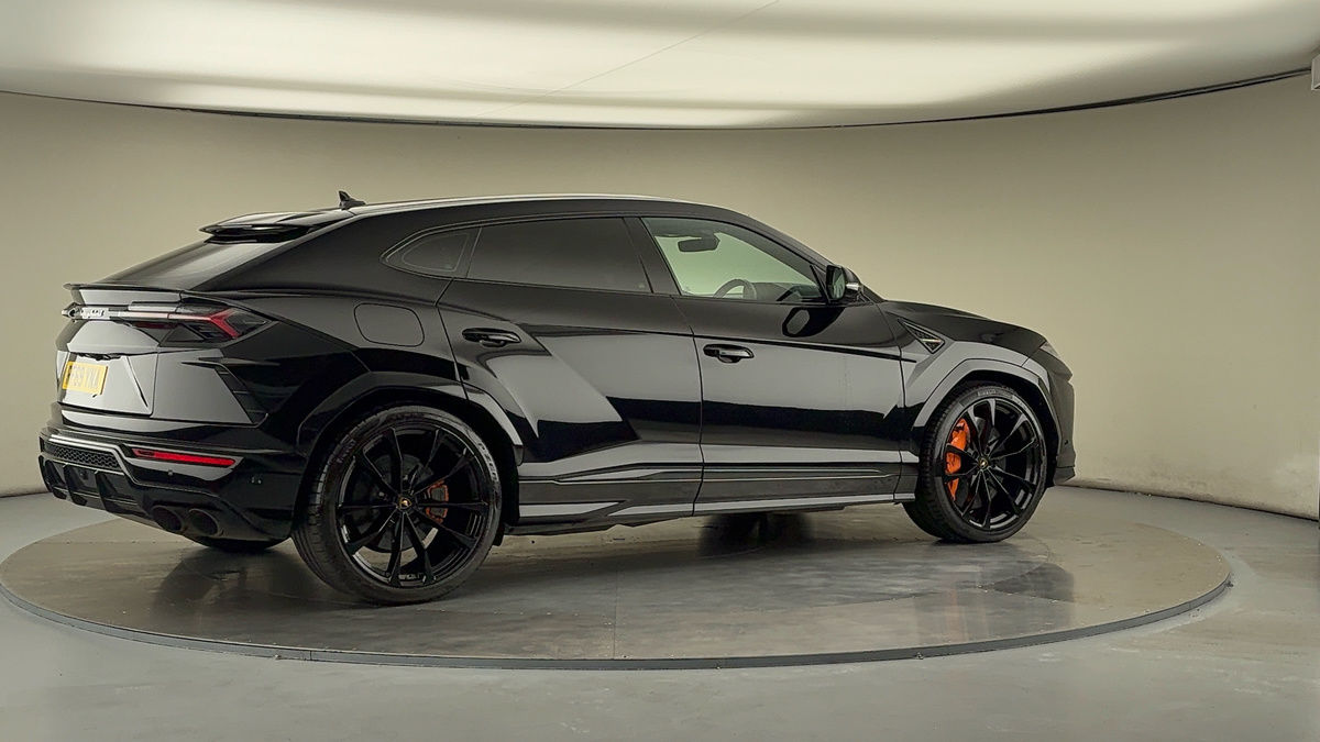 More views of Lamborghini Urus