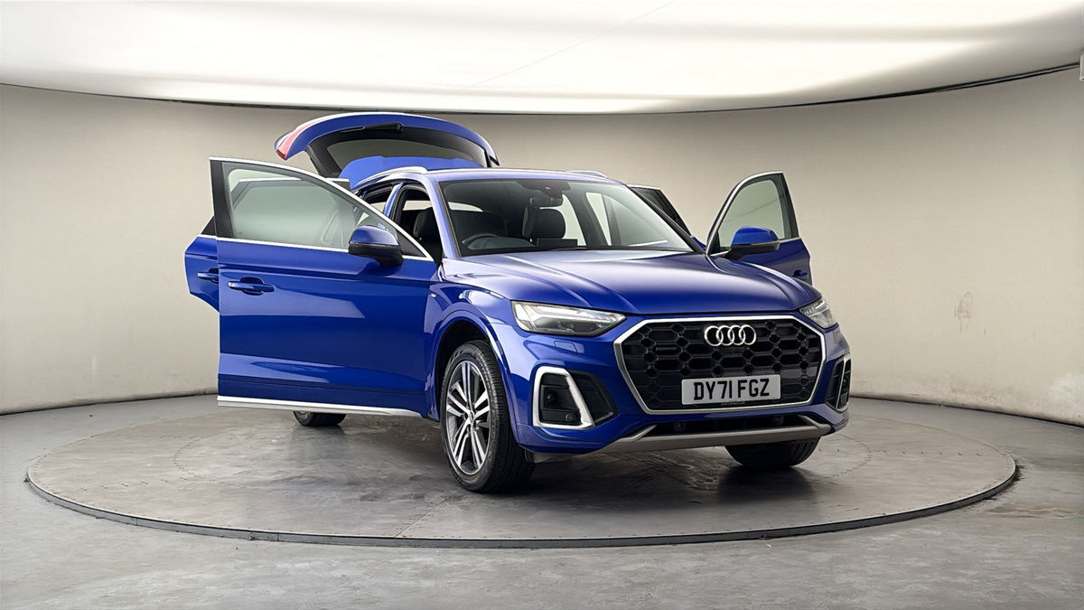 More views of Audi Q5