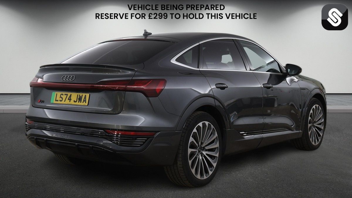 Audi Q8 e-tron Image 4