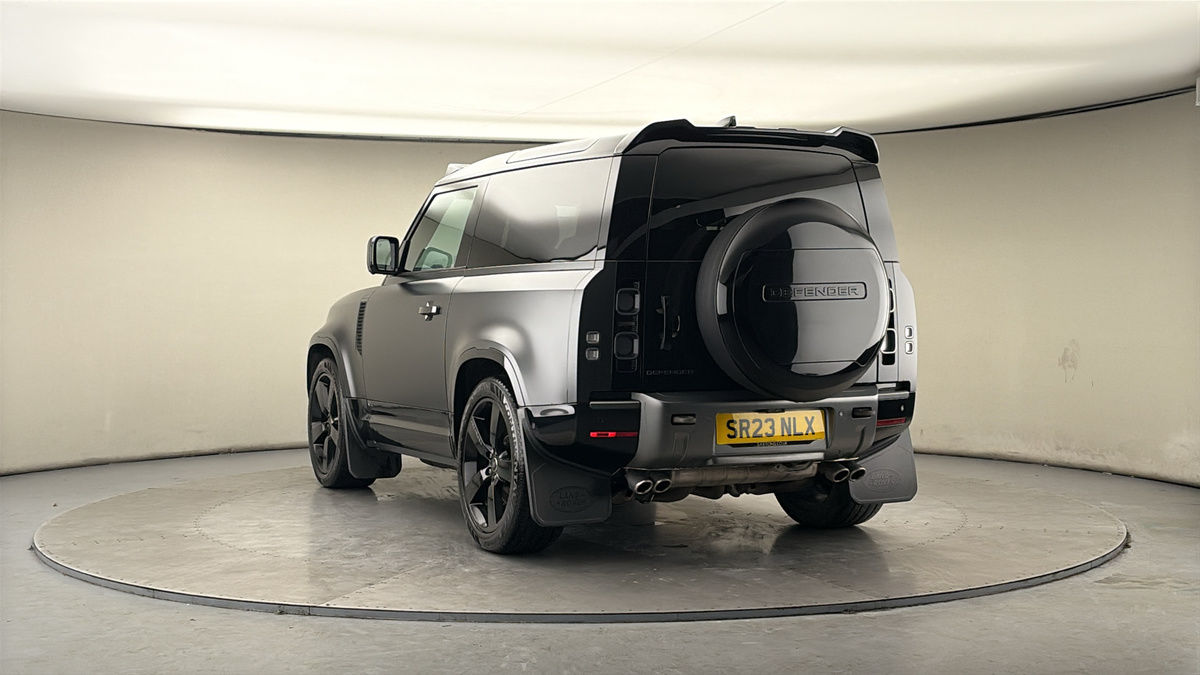 More views of Land Rover Defender 90