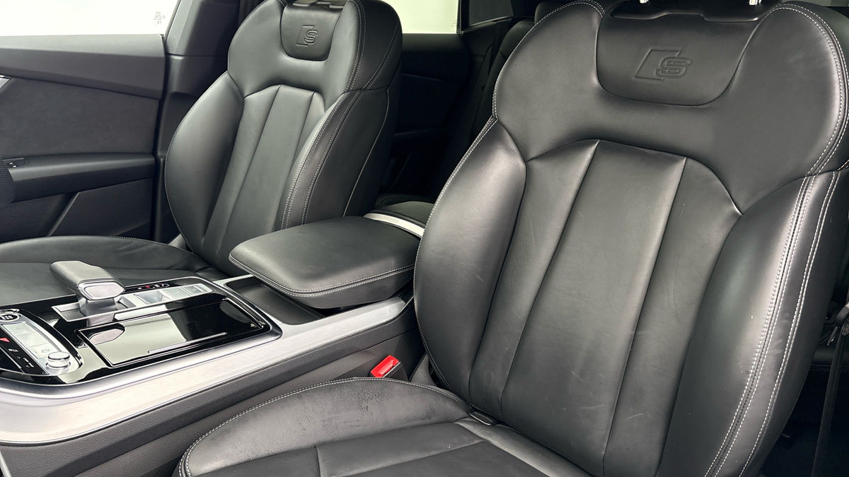 Audi Q8 Image 7