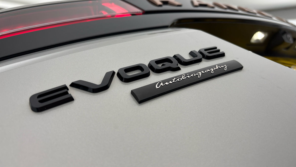 Land Rover Range Rover Evoque Image 26
