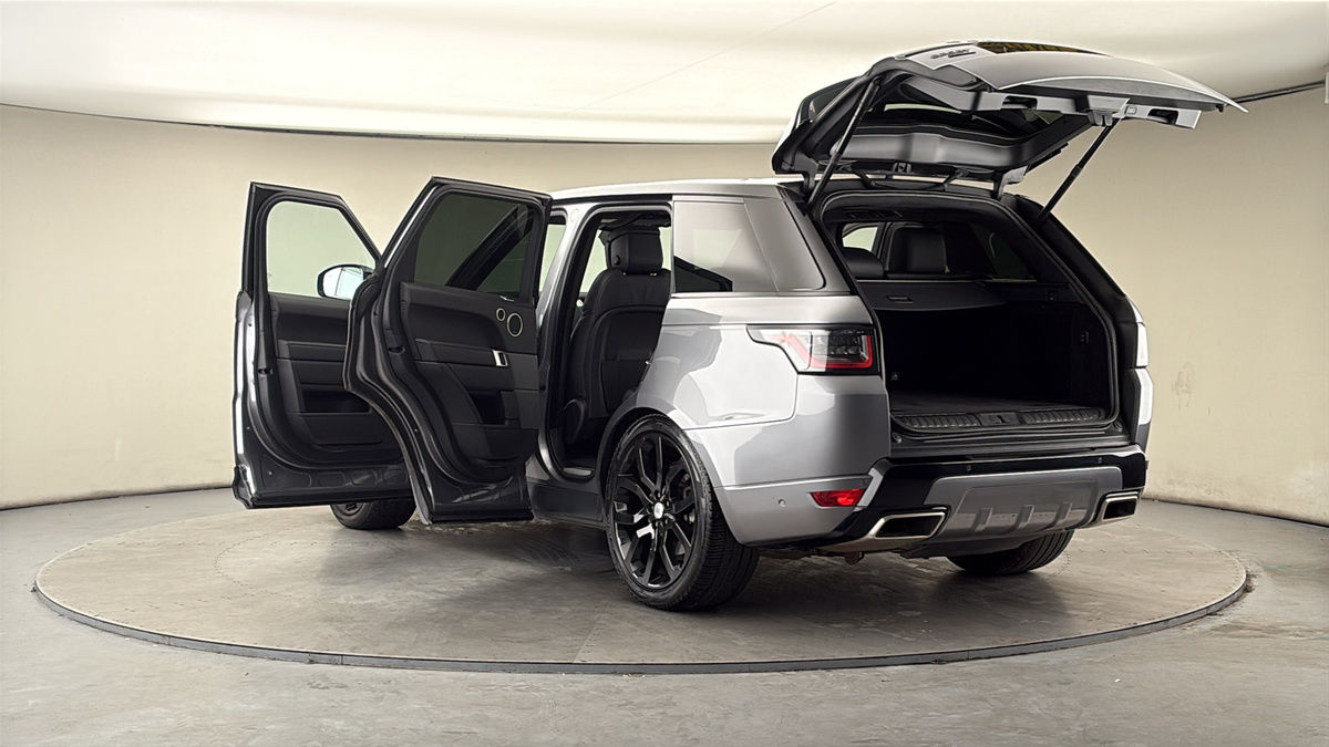 Land Rover Range Rover Sport Image 23
