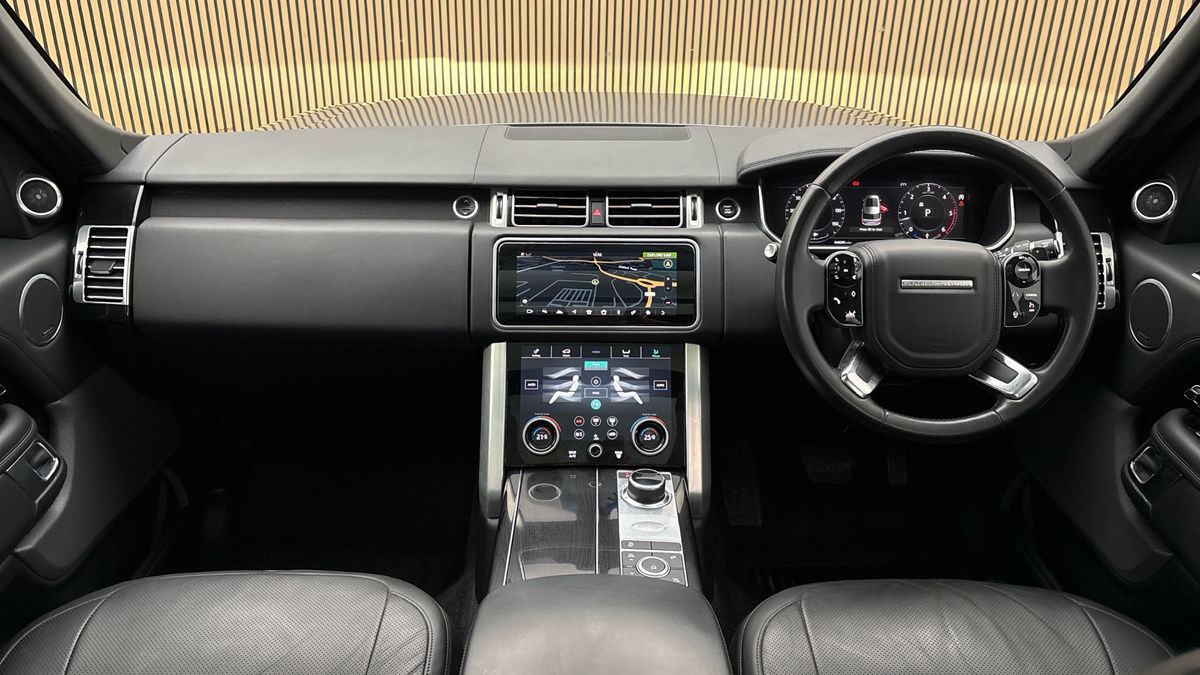 Land Rover Range Rover Image 12