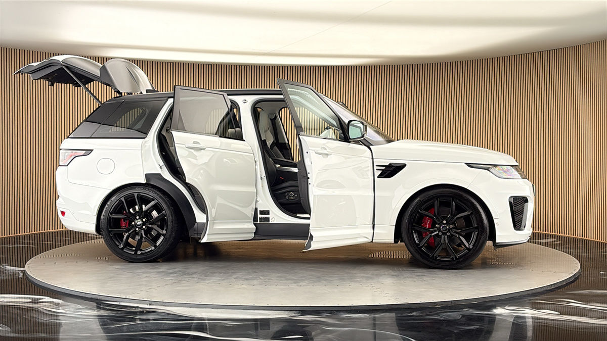 More views of Land Rover Range Rover Sport