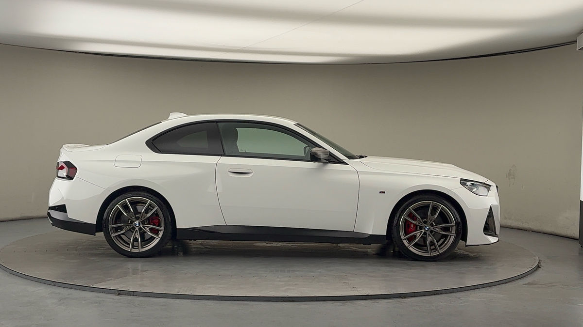 BMW 2 Series Image 16