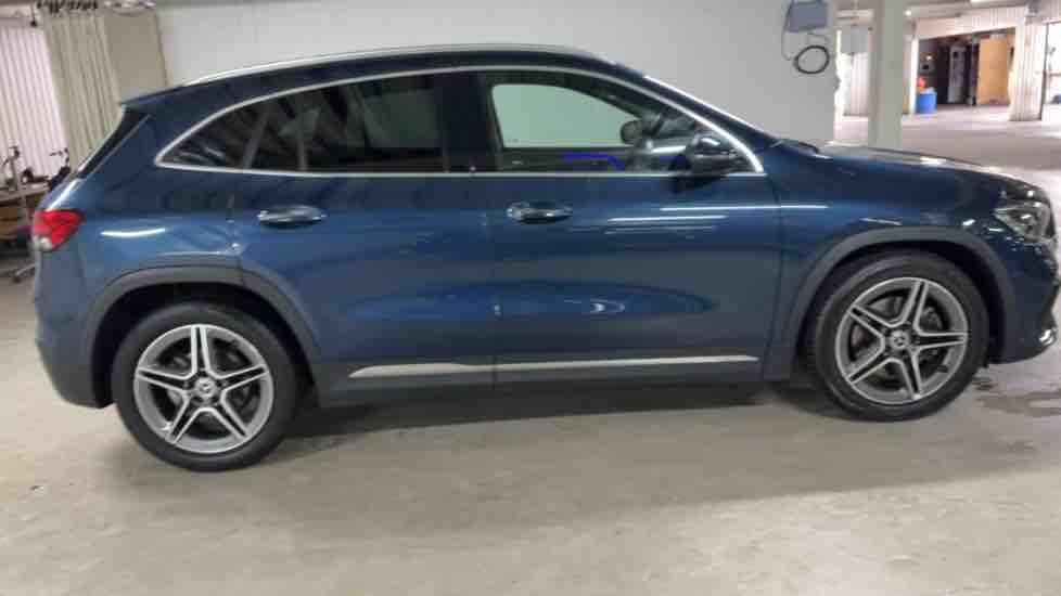 More views of Mercedes-Benz GLA