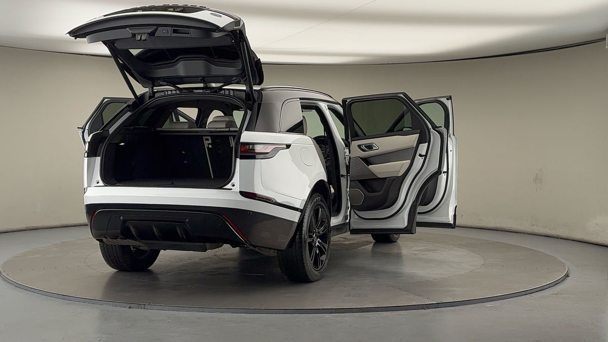 More views of Land Rover Range Rover Velar