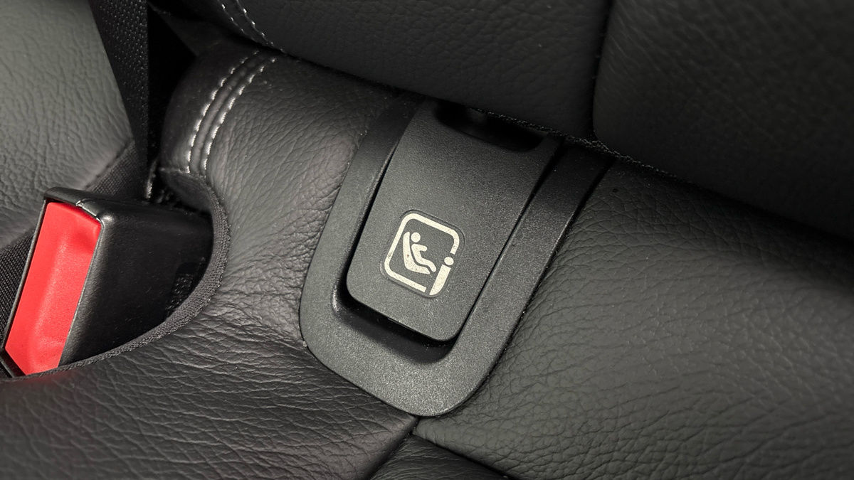 Mercedes-Benz E Class Image 6