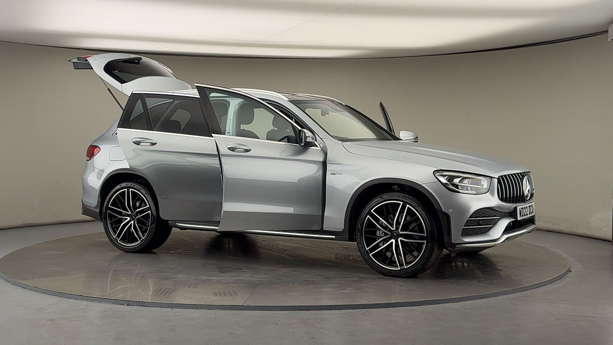 More views of Mercedes-Benz GLC