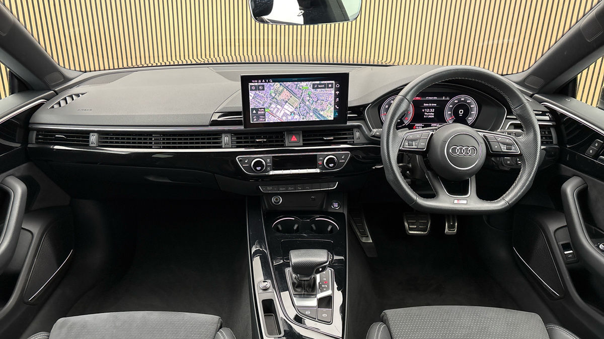 Audi A5 Image 12