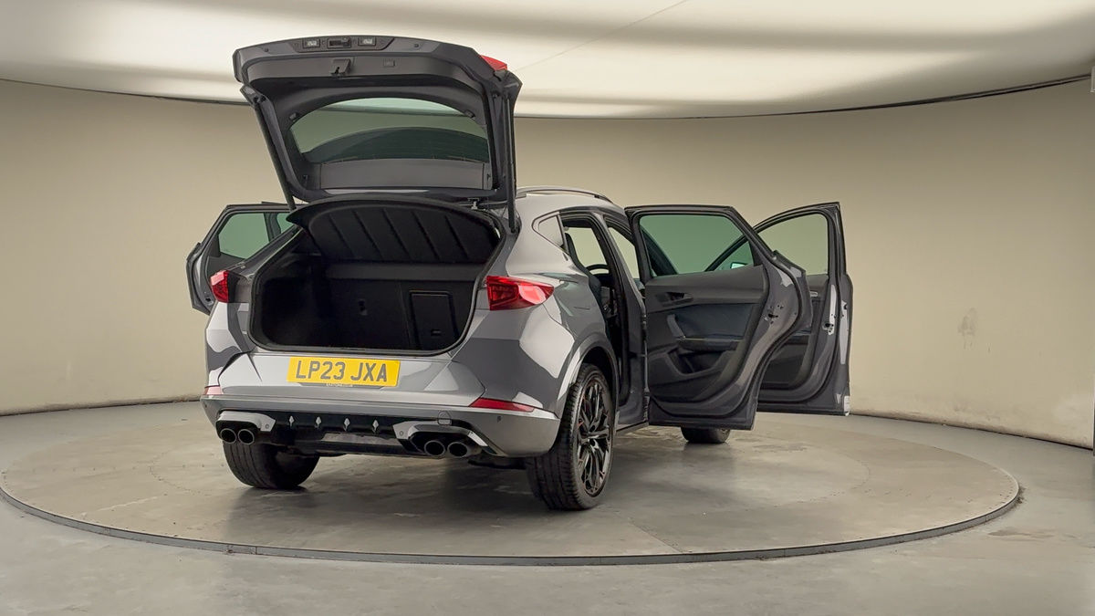 More views of CUPRA Formentor