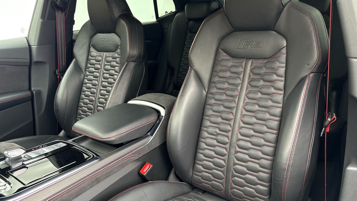 Audi RSQ8 Image 7