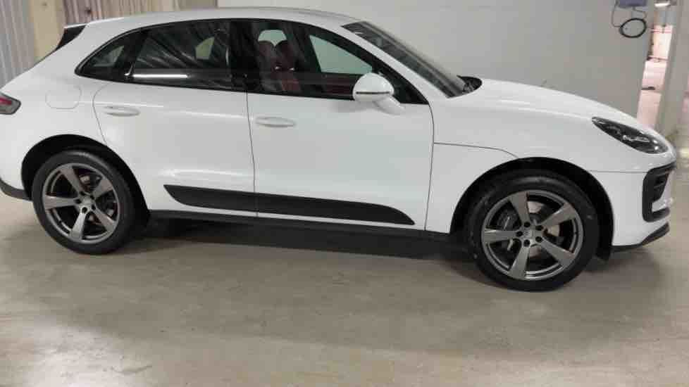 More views of Porsche Macan