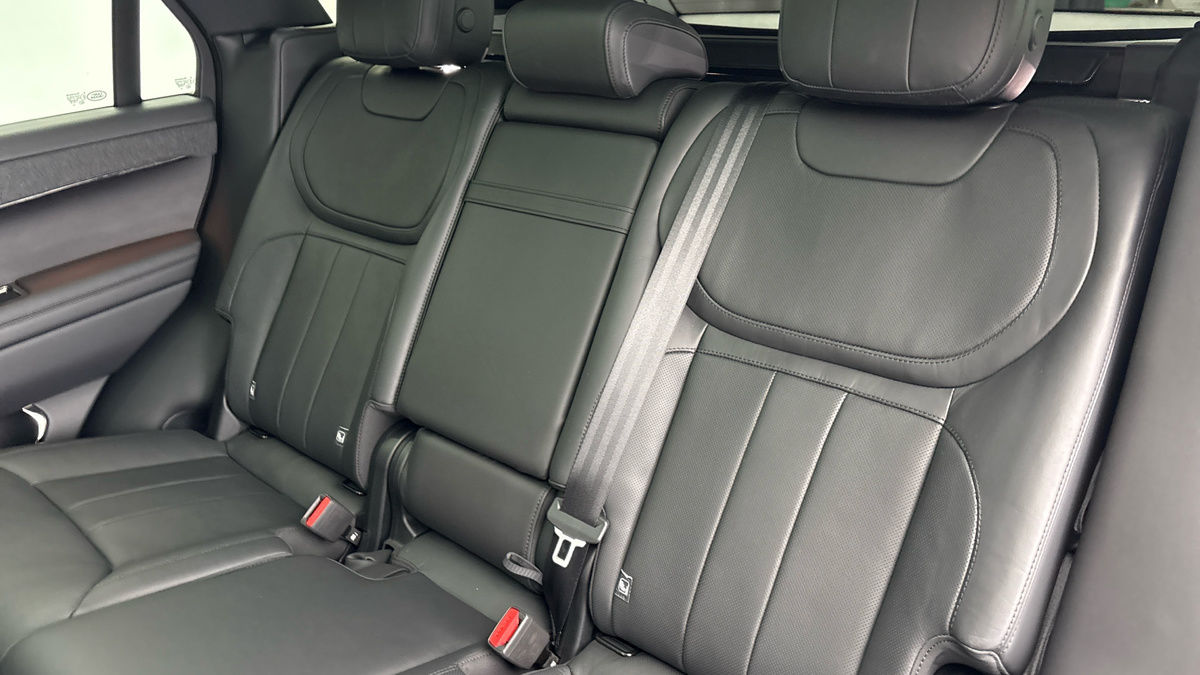 Land Rover Range Rover Sport Image 8