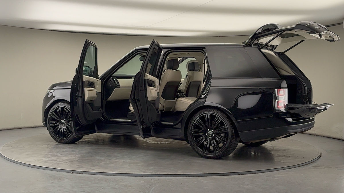 More views of Land Rover Range Rover