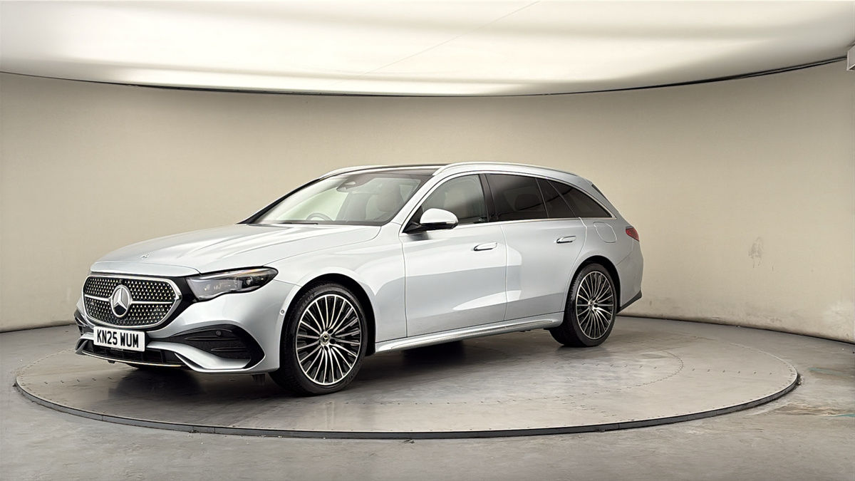 Mercedes-Benz E Class Image 20