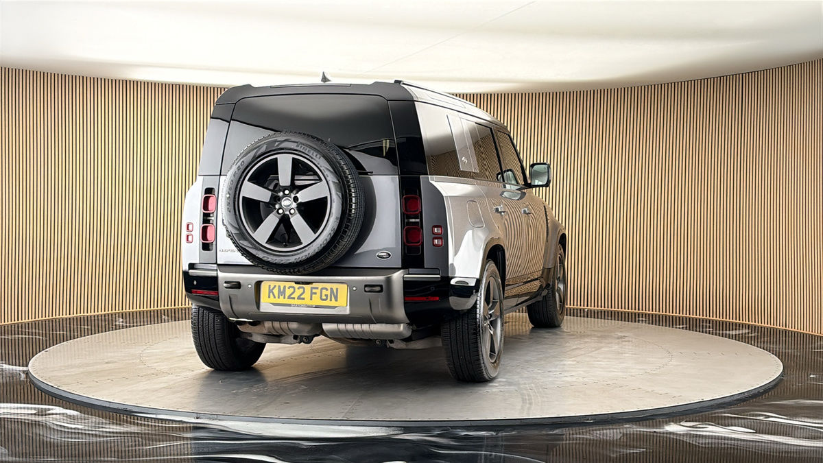More views of Land Rover Defender 110