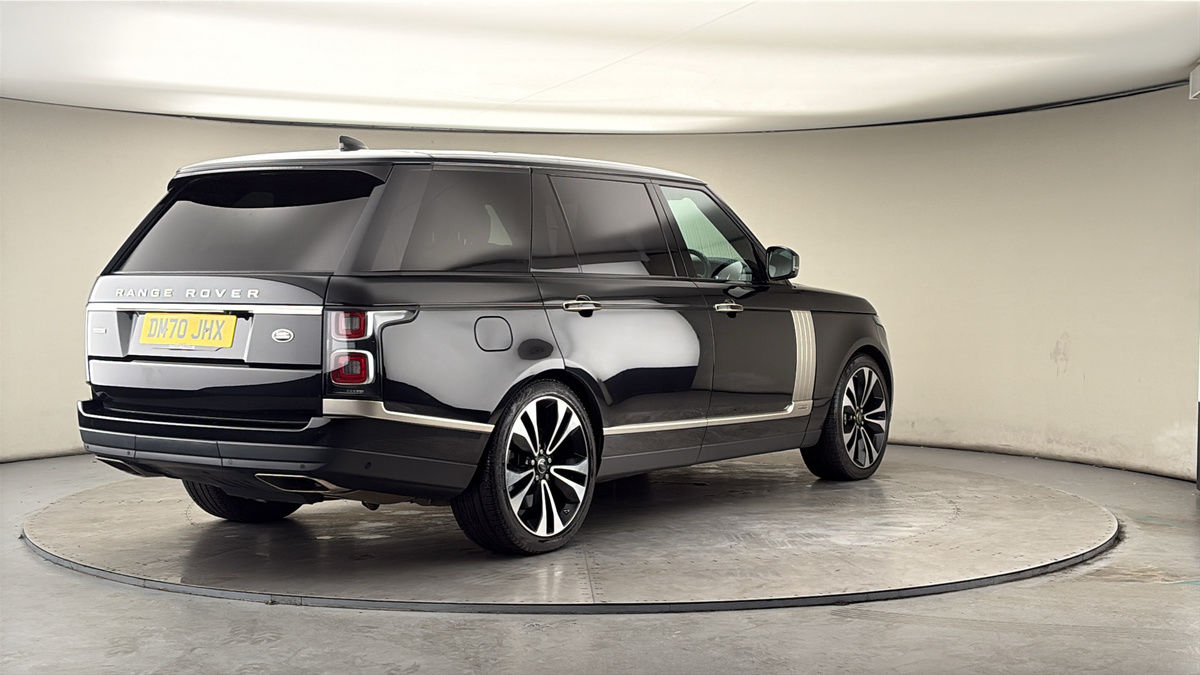 More views of Land Rover Range Rover