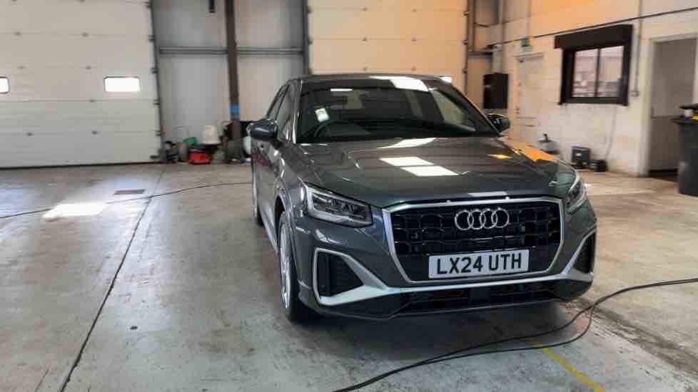 More views of Audi Q2