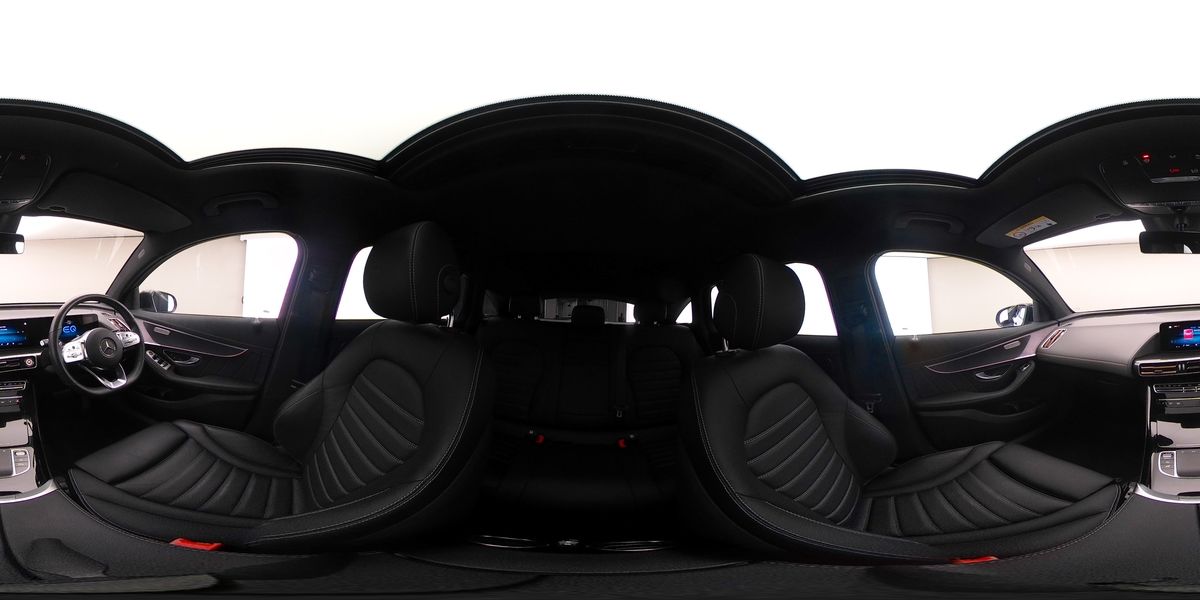 More views of Mercedes-Benz EQC