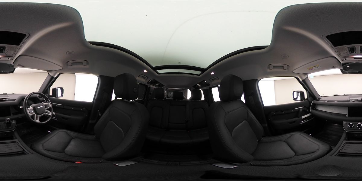 More views of Land Rover Defender 110