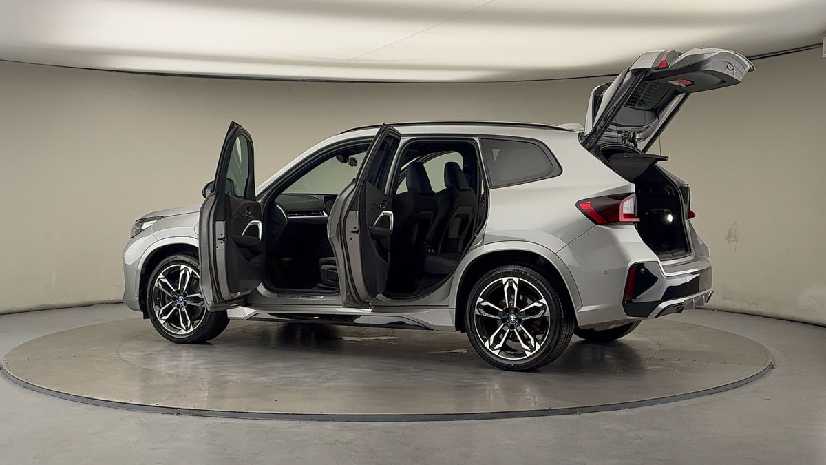 More views of BMW X1