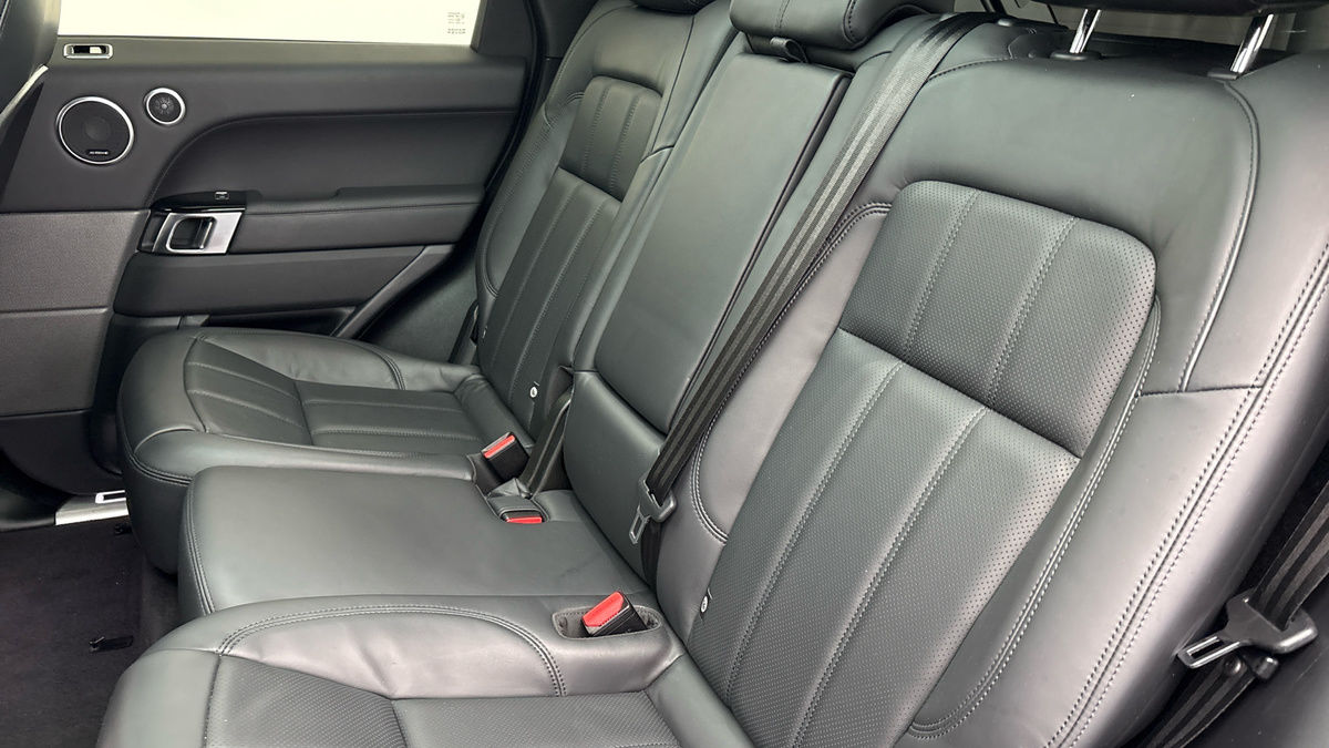 Land Rover Range Rover Sport Image 8