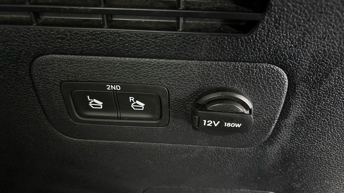 Hyundai Santa Fe Image 38