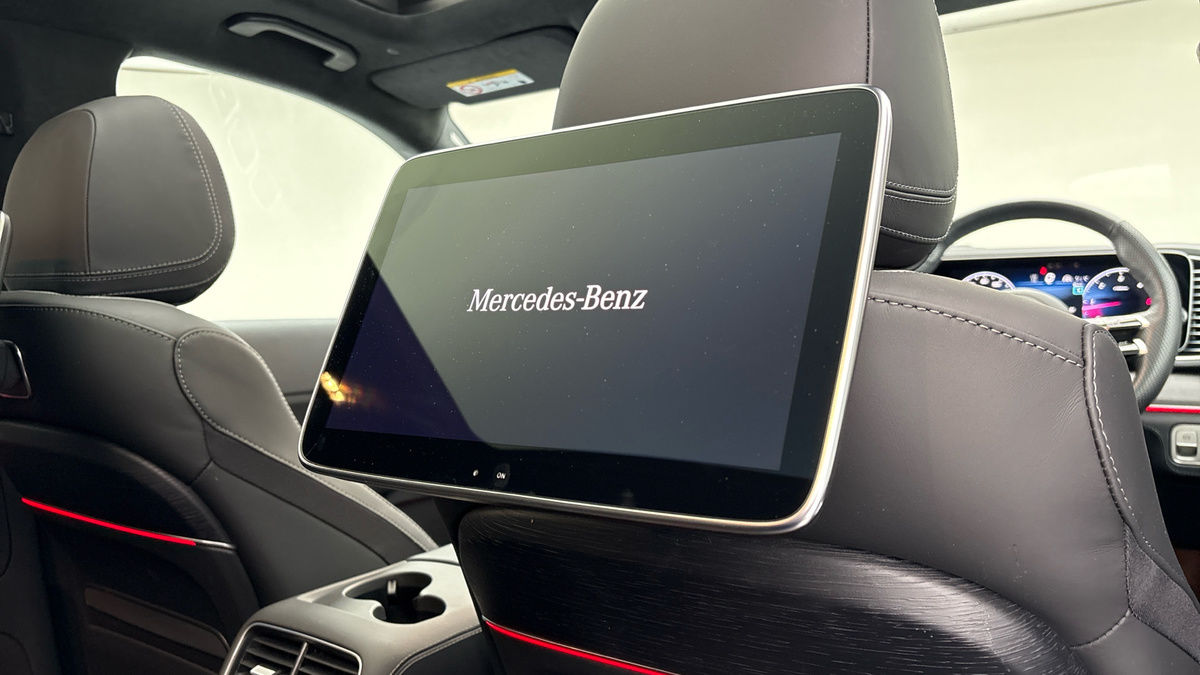 Mercedes-Benz GLS Image 26