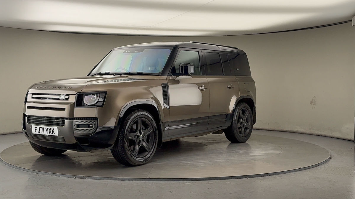 More views of Land Rover Defender 110