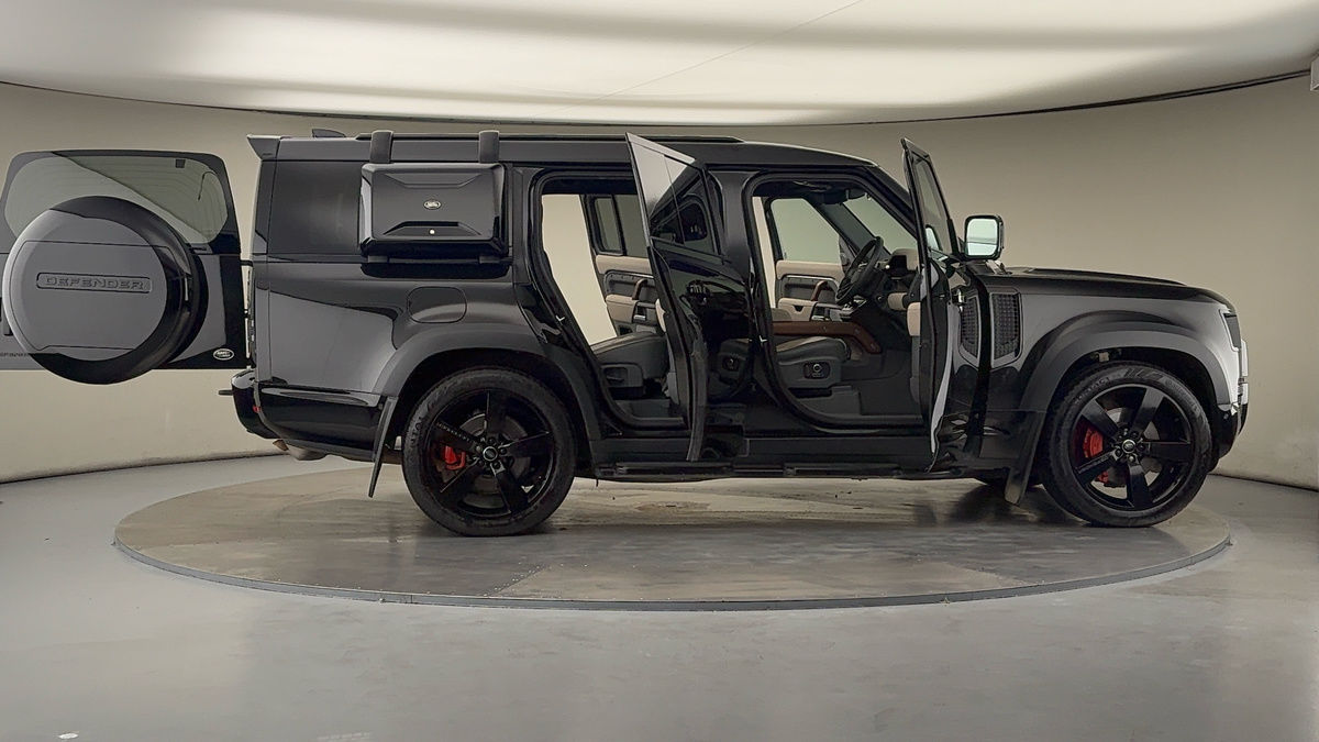 More views of Land Rover Defender 130