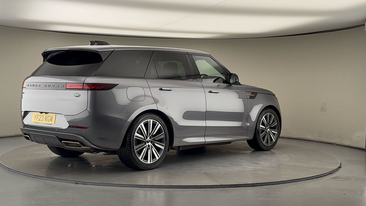 Land Rover Range Rover Sport Image 21