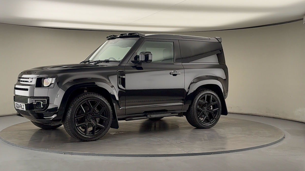 More views of Land Rover Defender 90