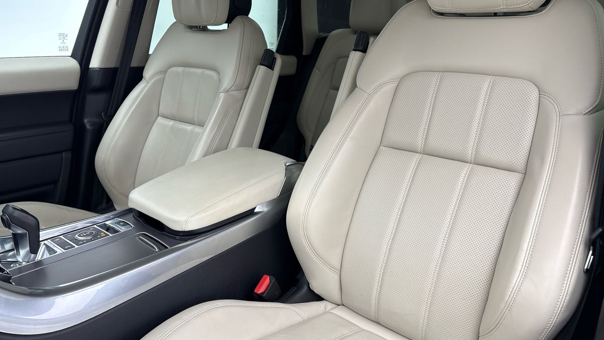 Land Rover Range Rover Sport Image 7