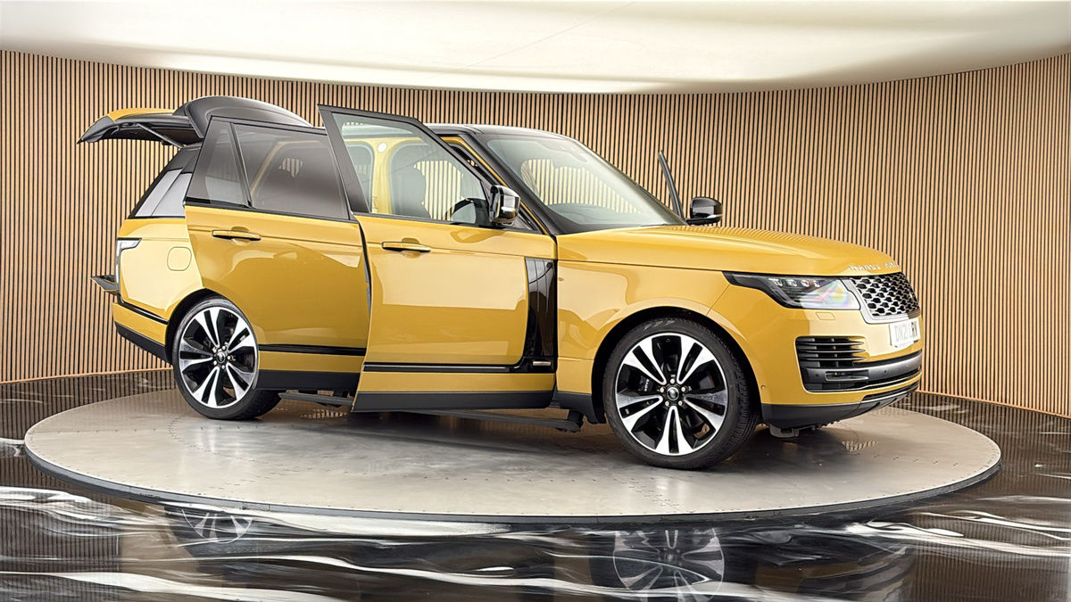More views of Land Rover Range Rover
