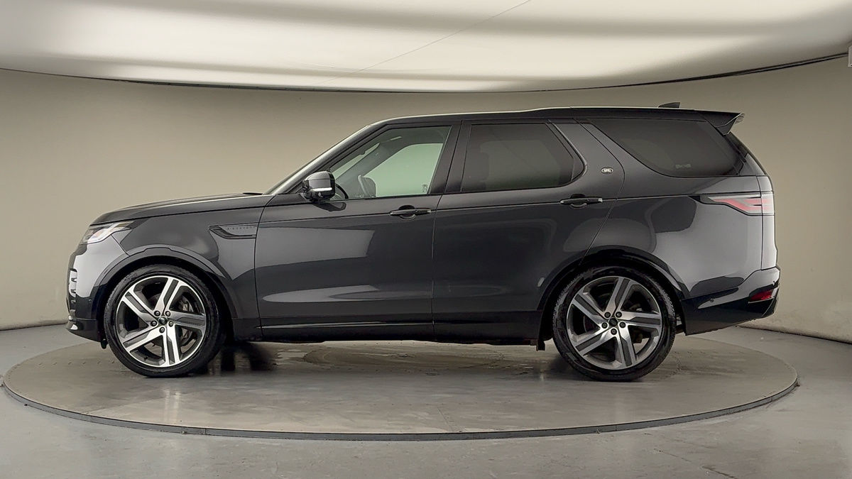 More views of Land Rover Discovery