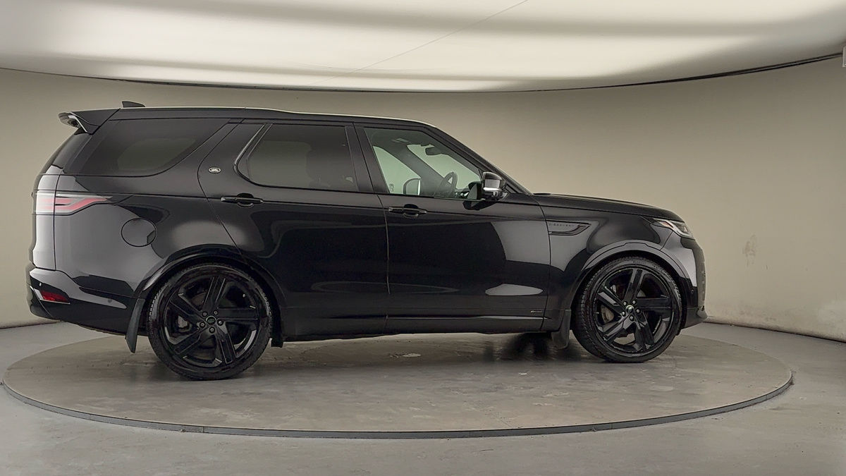 More views of Land Rover Discovery