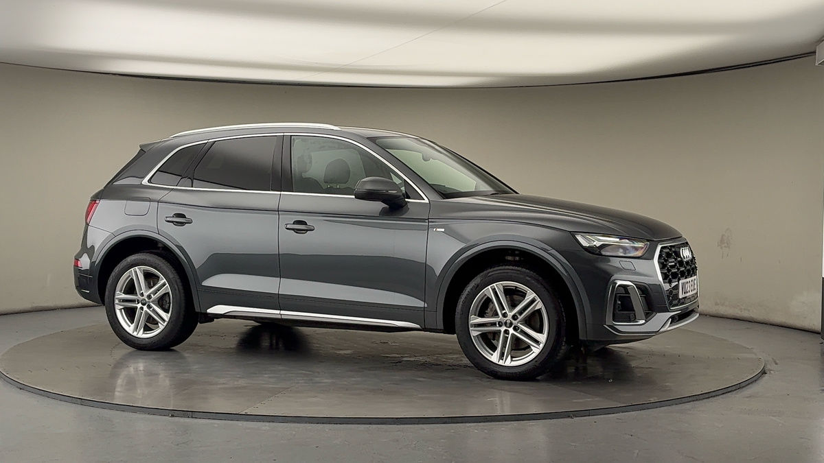 More views of Audi Q5