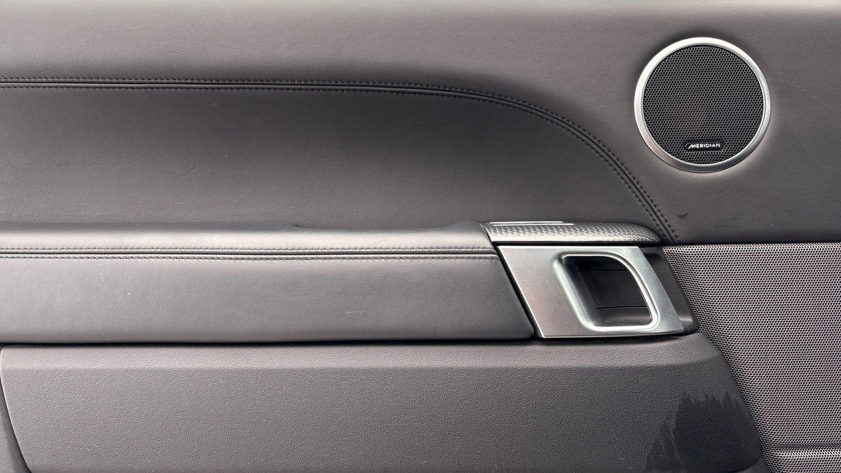 Land Rover Range Rover Sport Image 19