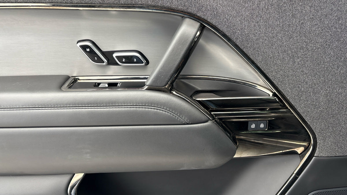 Land Rover Range Rover Sport Image 19