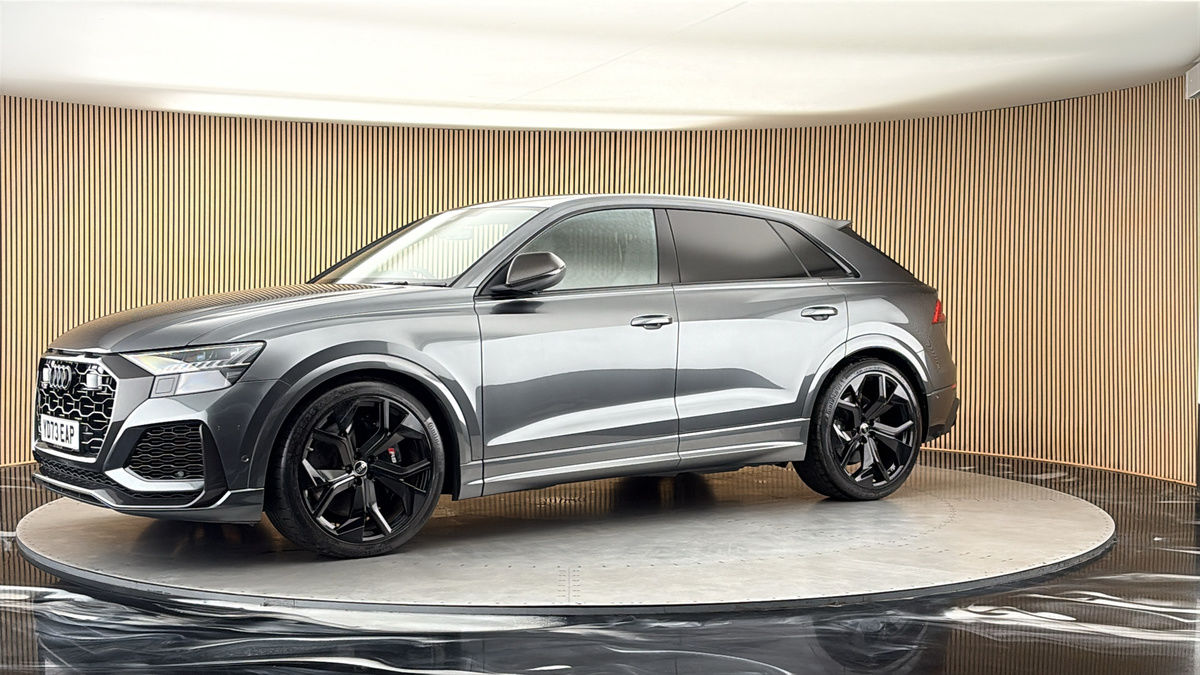 More views of Audi RSQ8